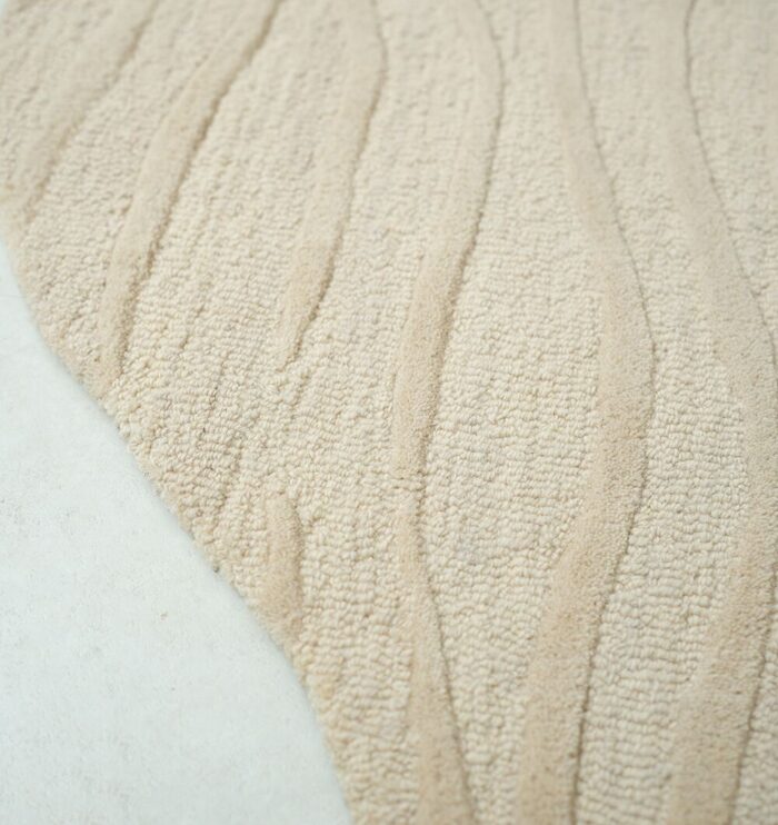 Handmade rugs Dubai including tufted rugs, dining table rugs, and outdoor rugs for stylish home floorings