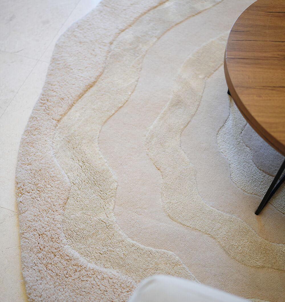 Handmade Rugs Dubai – Buy Round & Tufted Rugs for Living Room and Bedroom Handmade round tufted rug in Dubai, perfect as a living room carpet or bedroom rug, available in UAE for home décor.