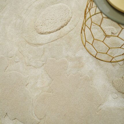 Handmade rugs Dubai including tufted rugs, outdoor rugs, and dining table rugs for elegant home floorings