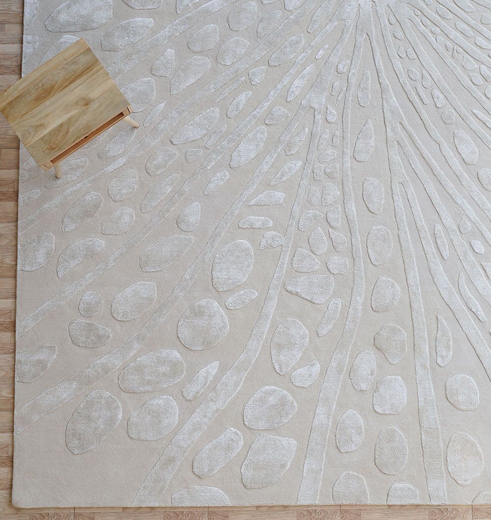 Luxury Carpets Dubai – Modern Carpet Designs for Living Room, Bedroom & Home Décor Elegant carpet for living room and bedroom in Dubai, designed with modern carpet design and high-quality finish for home décor.