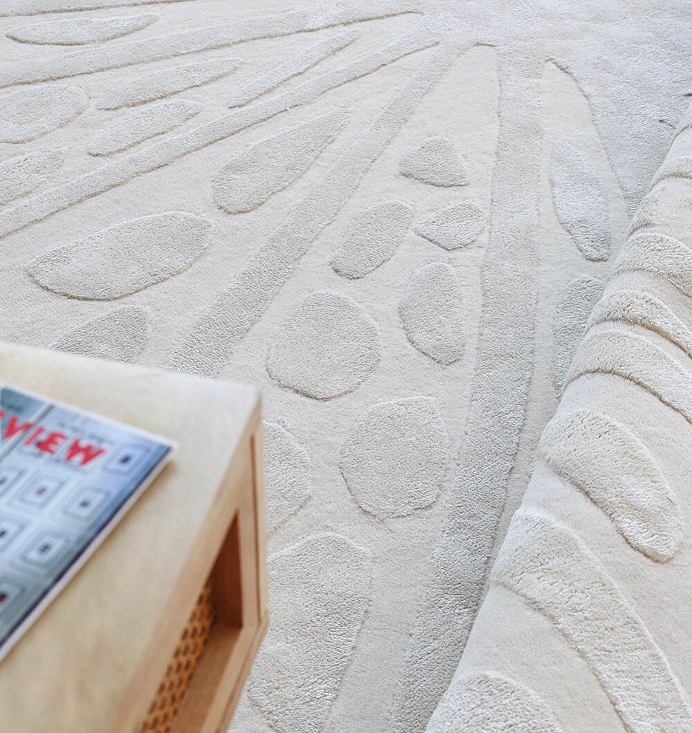 Luxury Carpets Dubai – Modern Carpet Designs for Living Room, Bedroom & Home Décor Elegant carpet for living room and bedroom in Dubai, designed with modern carpet design and high-quality finish for home décor.