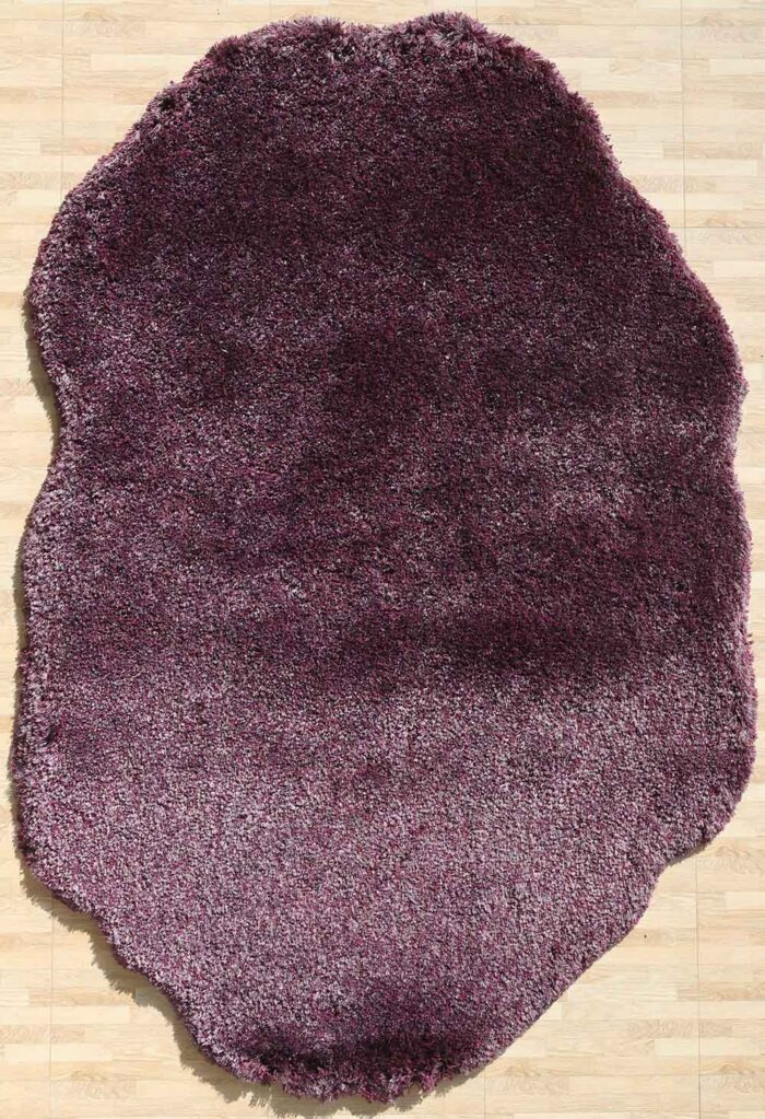 Modern carpet for living room and bedroom in Dubai, designed with elegant patterns and durable finish for everyday home décor.