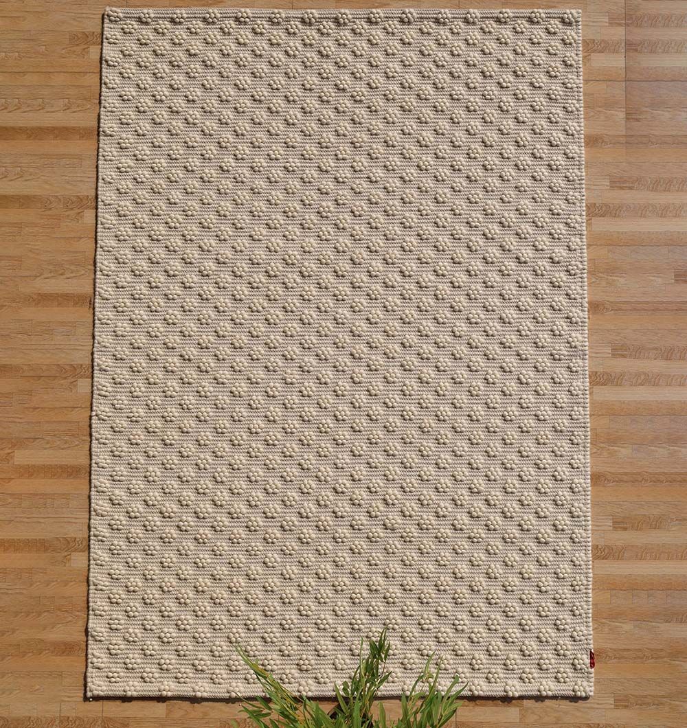 Carpets & Rugs Dubai – Modern Rugs, Tufted Rugs, Silk Carpets & Traditional Rugs UAE Stylish carpet for living room and bedroom, modern rugs and tufted rugs in Dubai and UAE for home décor.