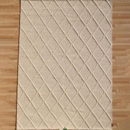 Stylish carpet for living room and bedroom, modern rugs and tufted rugs in Dubai and UAE for home décor.