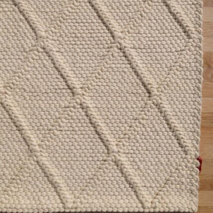 Stylish carpet for living room and bedroom, modern rugs and tufted rugs in Dubai and UAE for home décor.