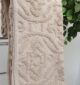 Cozy throw blankets and sofa throws with soft textures, perfect as bed throws and decorative throw pillows.