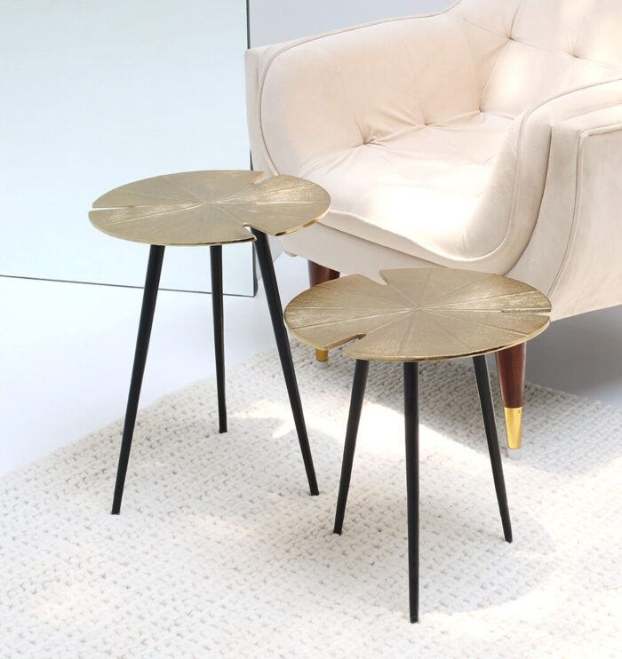 Luxury modern side table by Ramsha Home رمشا المنزل for stylish interiors