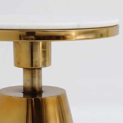 Luxury modern side table by Ramsha Home رمشا المنزل for stylish interiors