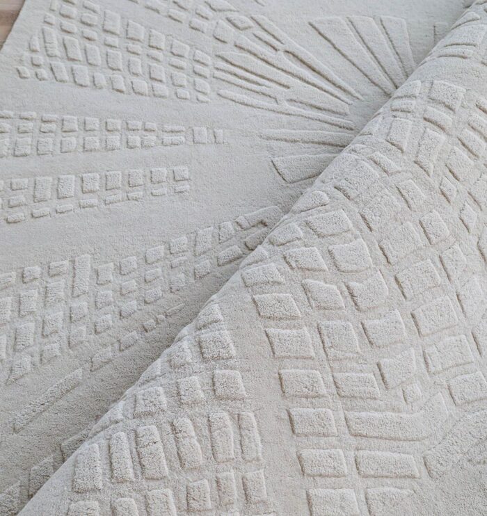 Handmade rugs by Ramsha Home رمشا المنزل with artisanal craftsmanship for modern interiors