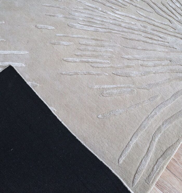 Luxury handmade rug Dubai – tufted living room carpet and bedroom flooring.