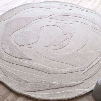 Elegant handmade rugs by Ramsha Home رمشا المنزل crafted for luxury interiors