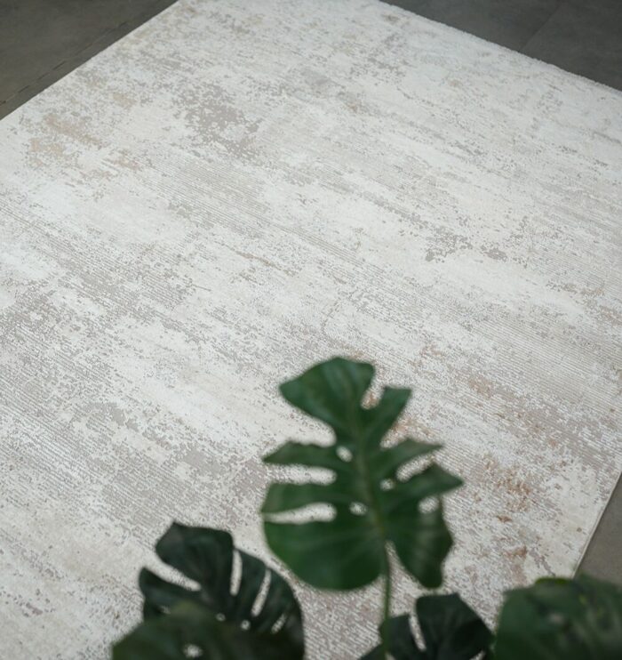 Washable Turkish polyester rug, elegant design for indoor and outdoor use, perfect living room carpet, bedroom rugs, and stylish home décor in UAE.