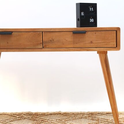 Elegant console table by Ramsha Home رمشا المنزل – modern home furniture Dubai