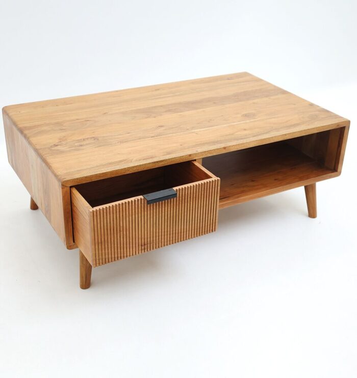 Modern center table by Ramsha Home رمشا المنزل – luxury home furniture Dubai