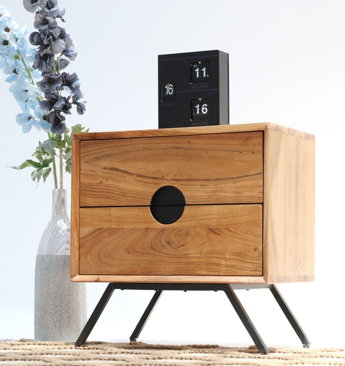 Modern bedside drawer by Ramsha Home رمشا المنزل for stylish bedroom furniture