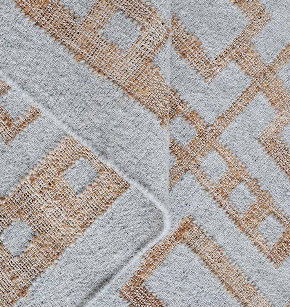 Carpets & Rugs Dubai – Buy Modern Rugs, Tufted Rugs, Silk Carpets & Traditional Rugs Online in UAE Luxury carpet and rugs collection in Dubai, including modern rugs, tufted rugs, silk carpets, and traditional rugs for living rooms and bedrooms.