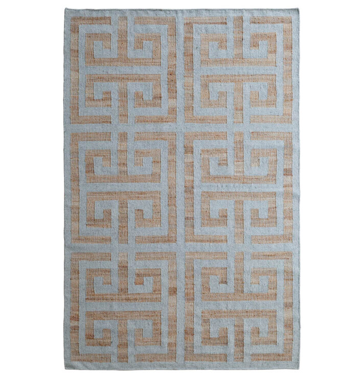 Luxury carpet and rugs collection in Dubai, including modern rugs, tufted rugs, silk carpets, and traditional rugs for living rooms and bedrooms.