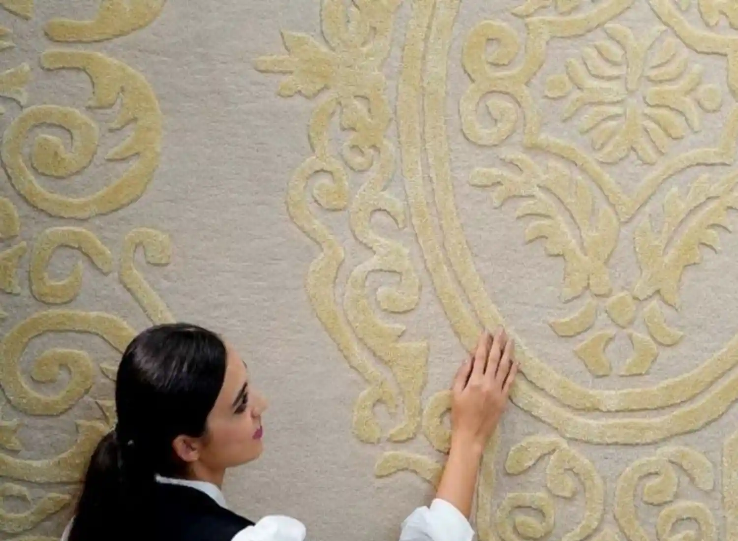Majlis Carpet Décor with a Modern Twist – Ramsha Home