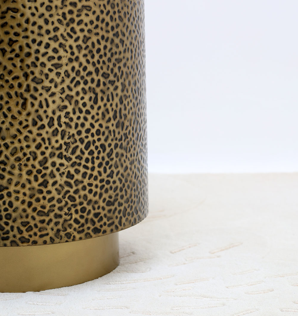Side View – Luxury Iron Side Table GH-085 Side view of luxury iron side table with golden brass antique finish GH-085