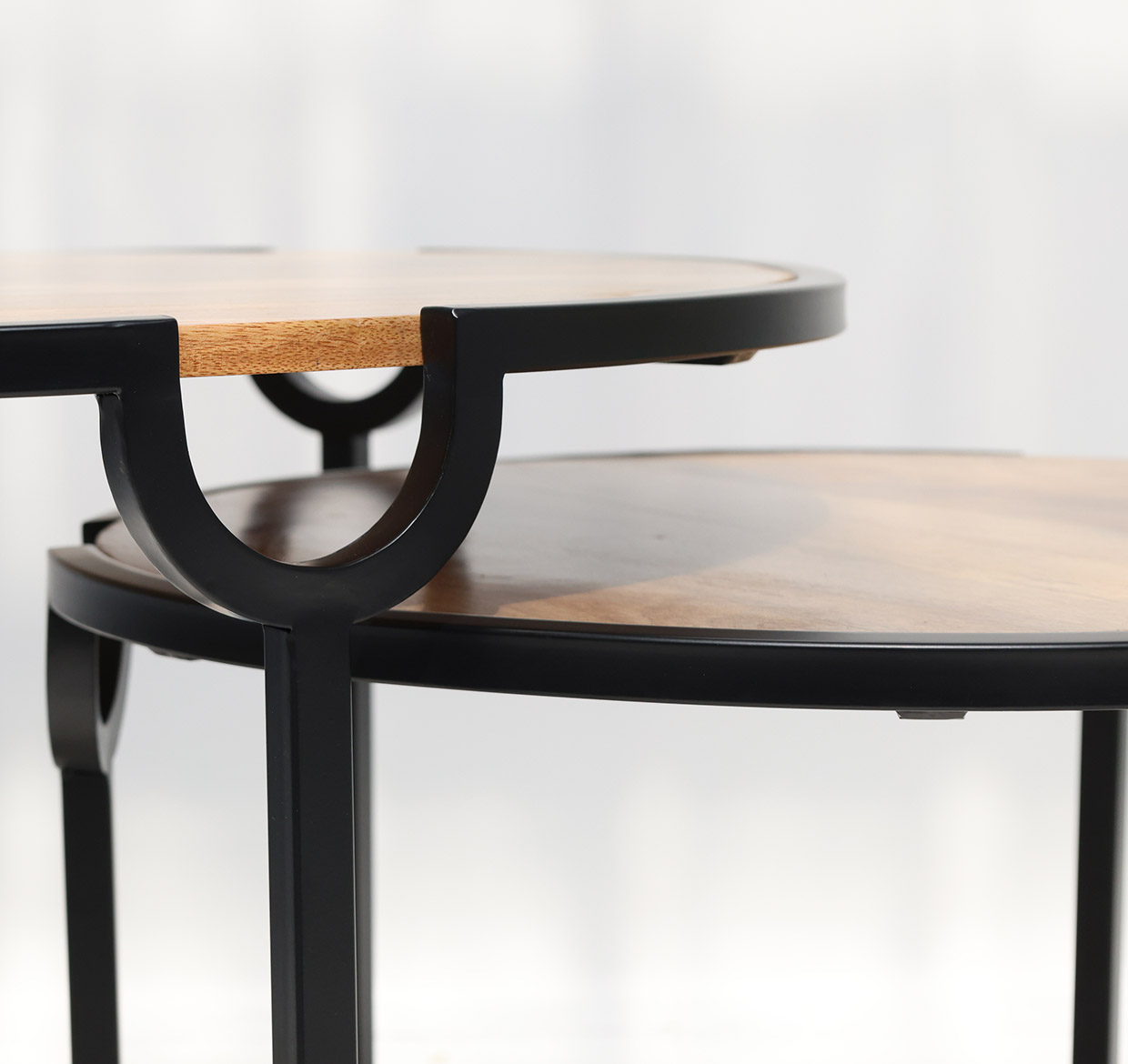 GH-094 2 Modern Nesting Coffee Table Set – Round Wooden Top with Metal Frame GH-094 - Image 3