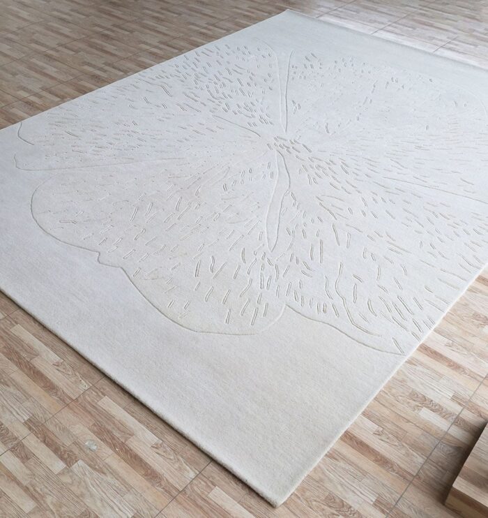 Handmade tufted rug designed in Dubai, premium rugs and carpets for indoor and outdoor floorings