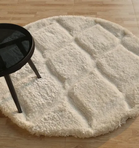 White Color Round Shaggy Rug MP3D 13 White round shaggy rug under black table in living room for cozy and modern decor