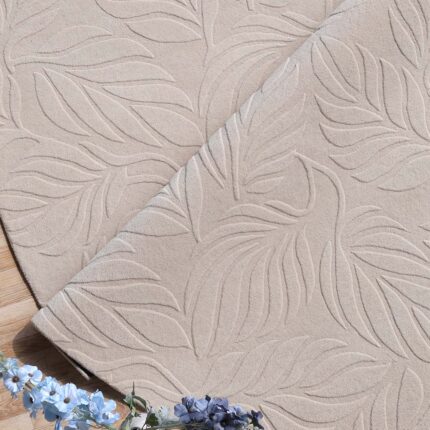Close-up of Off White Color Handmade Area Rug HTW 115 showing handwoven wool-cotton texture